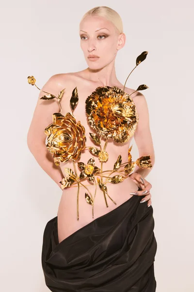 Look 30